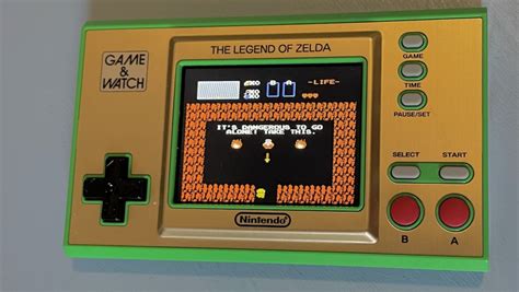 Nintendo Game & Watch: The Legend of Zelda Review | PCMag