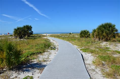 Clearwater Beach, Florida - Nomadic Niko