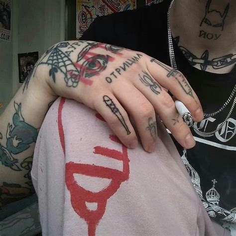 𝙇𝙞𝙡 𝙡𝙞𝙡𝙖. | Hand tattoos, Aesthetic tattoo, Tattoos