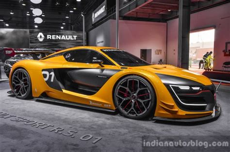 Renault showcases the R.S. 01 and Eolab at Auto Expo