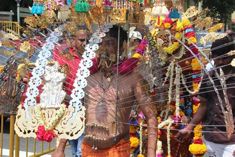 The Far East Coasters: Picture(s) of the Day- Thaipusam Festival