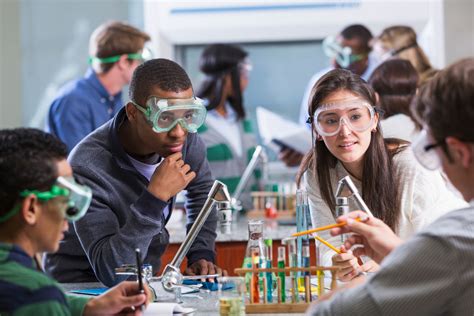 Three Great Careers If You Love High School Chemistry | TeenLife