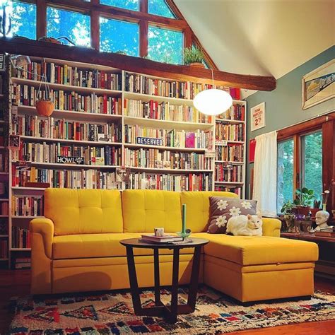 Yellow Couch, Yellow Living Room, Mid Century Apartment, Velvet Couch ...