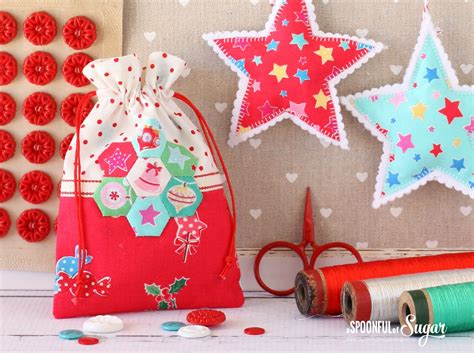 Free Christmas Sewing Patterns for Gifts and Decorations