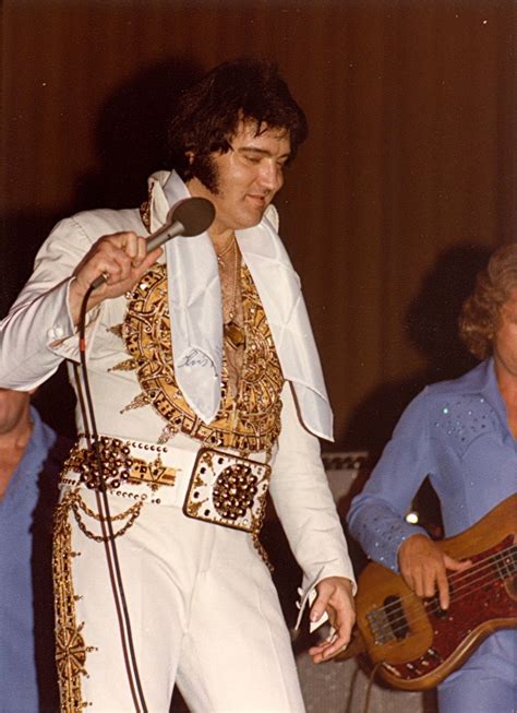 Elvis Presley - Elvis on stage May 29, 1977. (8 30 pm) Baltimore, MD ...