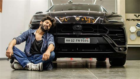 Vicky Kaushal, Kartik Aaryan, Varun Dhawan: Stunning lavish car collection