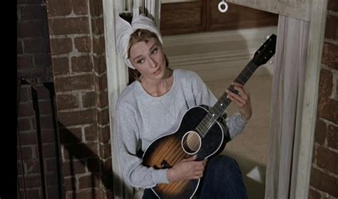 Audrey Hepburn singing Moon River for "Breakfast at Tiffany's" (1961) : r/OldSchoolCool