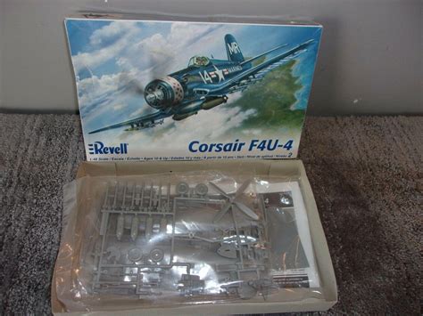 MODEL KIT REVELL F4U-4 CORSAIR 1:48 "UNBUILT COMPLETE" | #3856442457