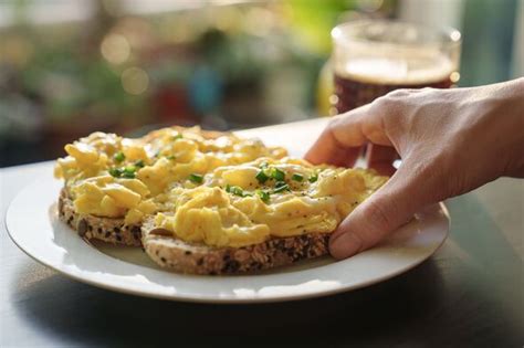 Jamie Oliver shares how to make 'perfect' scrambled eggs | Express.co.uk