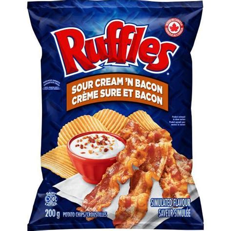 Ruffles Sour Cream & Bacon Potato Chips | PepsiCo Foods Canada ...