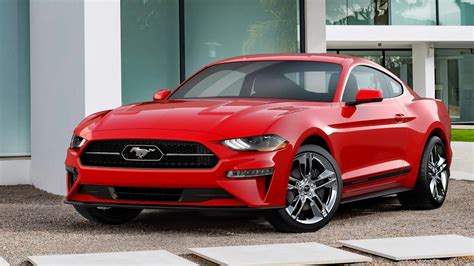 Race Red 2022 Ford Mustang