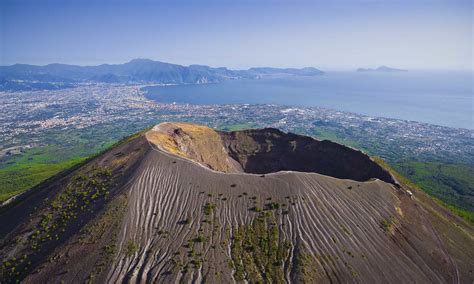 Mount Vesuvius Facts, Worksheets & Geological Characteristics For Kids