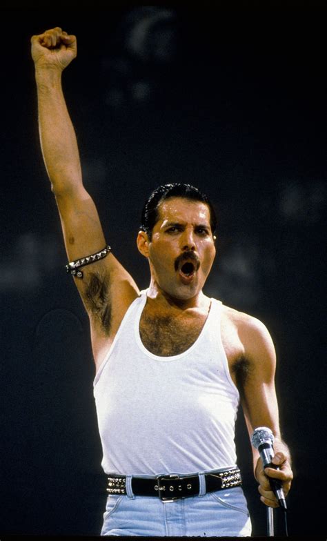 Freddie Mercury Never Discussed His Sexuality with His Parents ...