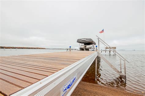 DIY Boat Lift Installation: Tips and Considerations for Self-Installation | ShoreMaster