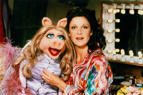 Linda Lavin | Muppet Wiki | FANDOM powered by Wikia