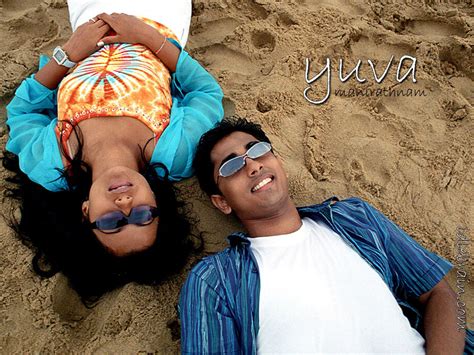 Telugu film wallpapers - Yuva - Trisha, Siddardh - mani Ratnam