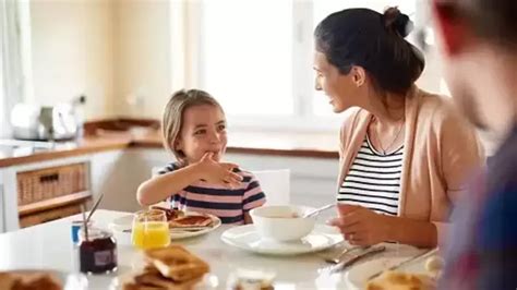 Breakfast Skipping: सकाळचा नाश्ता टाळल्याने शरीराचे होतात नुकसान, लगेच बदला सवय-know the side ...