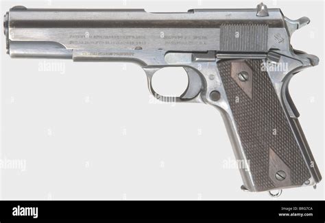 A Colt Model 1911 45 Automatic Pistol, calibre .45 ACP, no. 86182 Stock Photo: 31704522 - Alamy