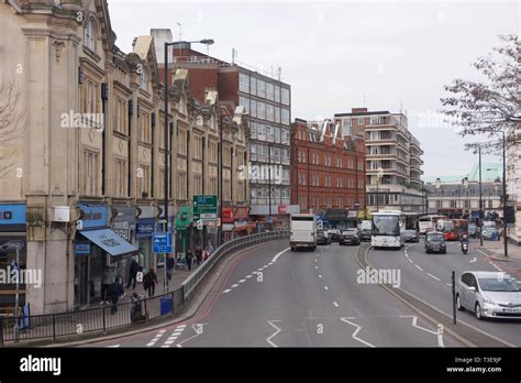 Finchley Road in South Hampstead, London Stock Photo - Alamy