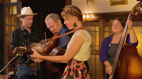 Foghorn Stringband - Reuben's Train Chords - Chordify