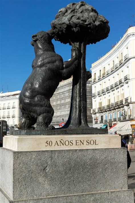 Statue of the Bear and the Strawberry Tree at Puerta Del Sol in Madrid ...