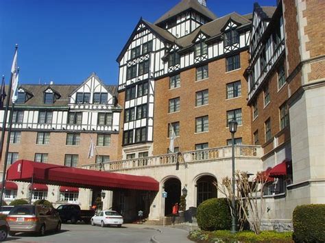 ROANOKE ROOM AT THE HOTEL ROANOKE - Restaurant Avis, Photos ...