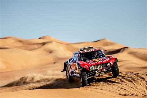 Carlos Sainz wins Dakar 2020 - X-raid Team