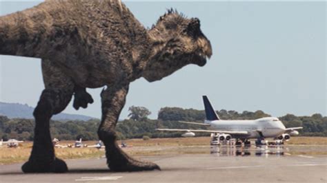 Giganotosaurus at the Airport