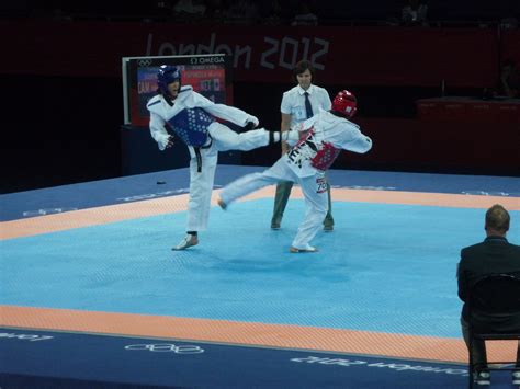 File:Davin Sorn vs María Espinoza at the 2012 Olympic games.jpg ...