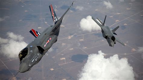 Despite Decades of Stealth, Sticking Points Bedevil F-35 Jet - The New York Times