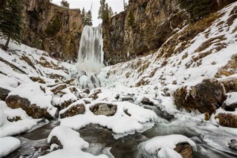 15 Best Waterfalls in Oregon - Holiday Parrots