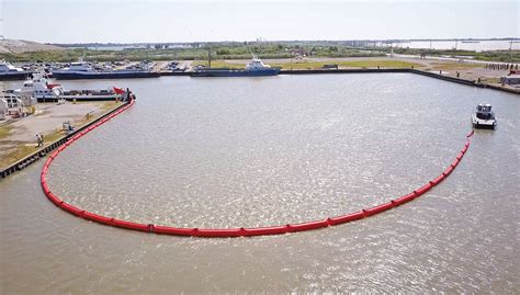 New Oil Containment System Promises Speed, Savings - The Waterways Journal