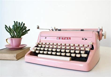 MY TYPE OF LOVE | Typewriter, Vintage typewriters, Royal typewriter