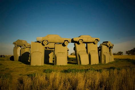 Carhenge, Stonehenge made of cars in Alliance, Nebraska 🚘🚘🚘 - Silly America