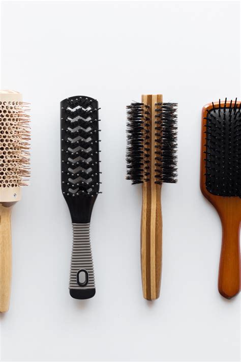 10 Different Types of Hair Brushes・2021 Ultimate Guide | Best hair ...