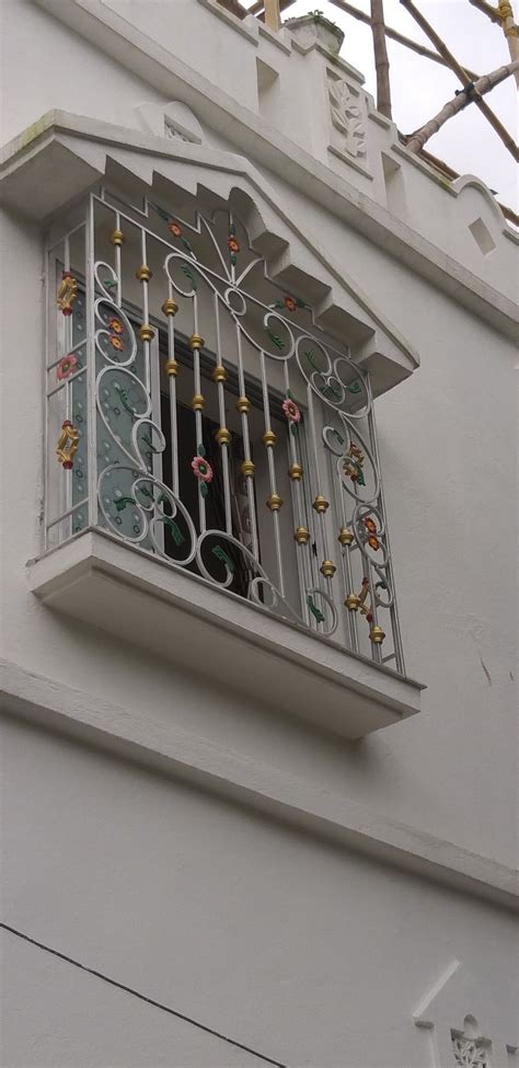 Modern House Window Grill Design