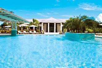 West Bay Club, Turks and Caicos | VoyagesConstellation.com | 1-800-387-0999