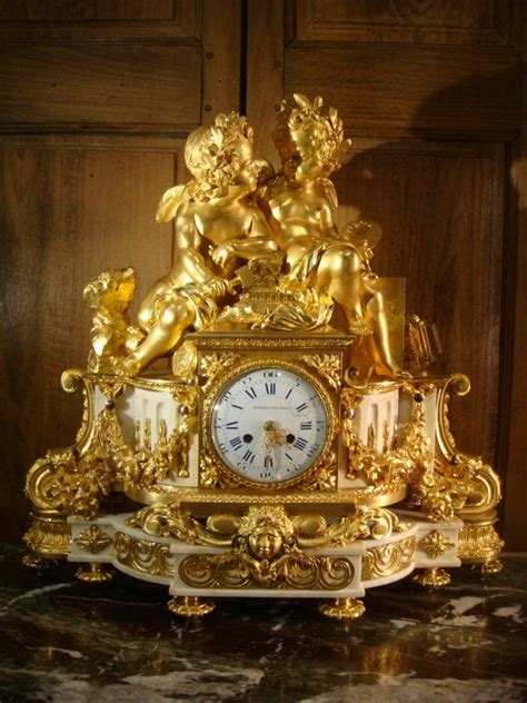 Just beautiful. | Pendule, Pendule ancienne, Horloge rétro