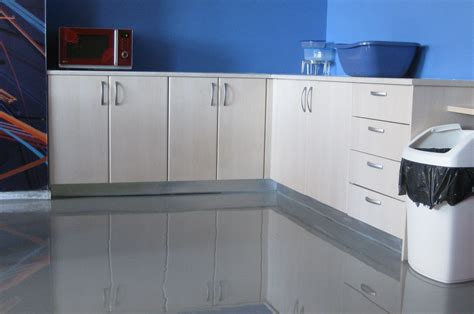 epoxy floor kitchen - LearnCoatings