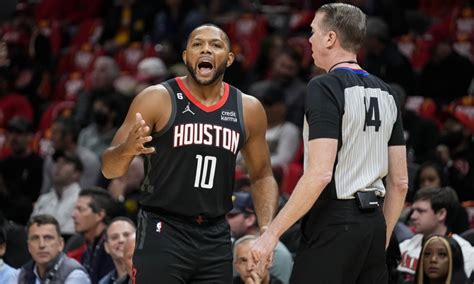 Eric Gordon, Rockets lament lack of ball movement on offense