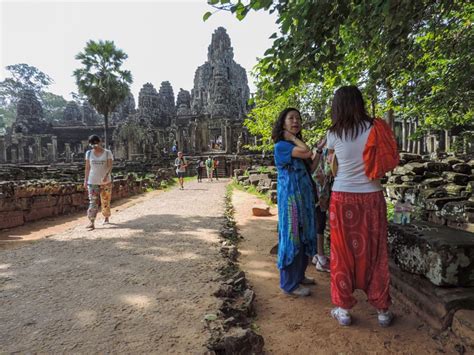 Cambodia-Angkor-Wat-Bayon-DSCN3328-800 - NeverStopTraveling