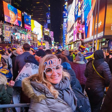 New Year's Eve in New York City: watching the Ball Drop in Times Square ...