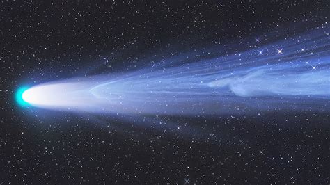 This award-winning image of Comet Leonard is not an artist's illustration