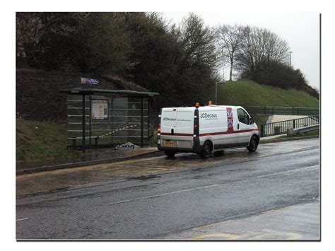 JC Decaux LX06KKB | repairing the bus stop shelter | Graham Richardson ...