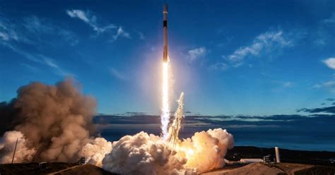 Watch SpaceX's Flawless Falcon 9 Nail Its First Mission Landing of 2019