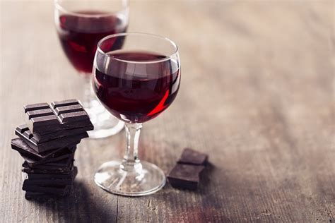 Heart-healthy benefits of red wine, dark chocolate | Edward-Elmhurst Health