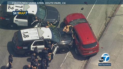 Los Angeles Police Chase: Stolen vehicle suspect shakes hands with ...