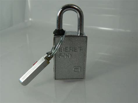 RARE Magnetic Lock with Key Iberet Folic 500 Medical