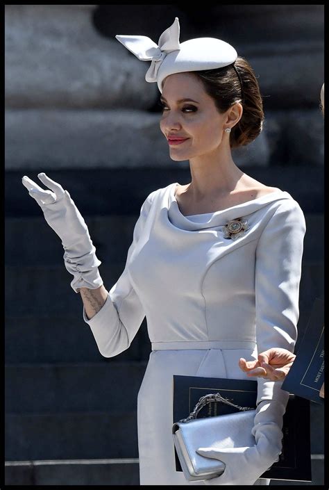 Pin on Angelina Jolie
