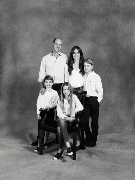 Prince William and Kate Middleton's kids look so grown up in 2023 royal family Christmas card